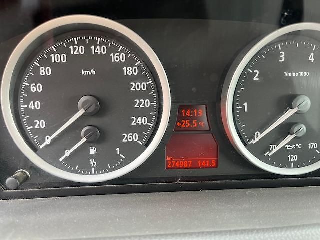 BMW Řada 6 (2005) - fotka 12 z 20