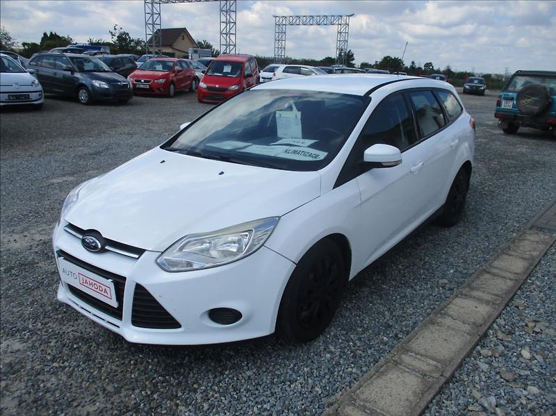 Ford Focus 1,6 TDCi, klima,serv.kniha,CZ, - fotka 3 z 29