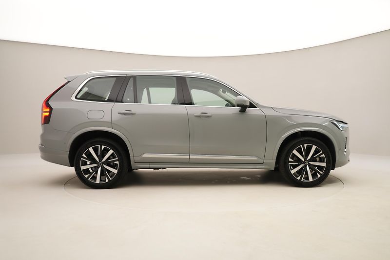 Volvo XC90 T8 AWD RECHARGE REZERVACE - fotka 14 z 59