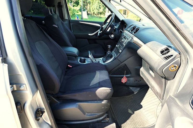 Ford S-MAX (2006) 1,8 TDCI 92 kW - fotka 13 z 26
