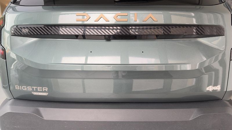 Dacia Bigster (2026) Extreme Hybrid-G 150 4x4 - fotka 8 z 34