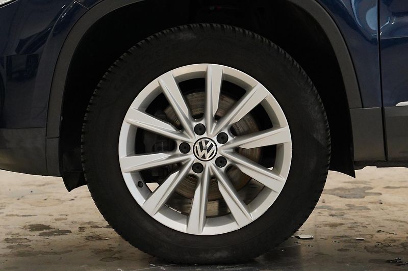 Volkswagen Tiguan - fotka 10 z 22