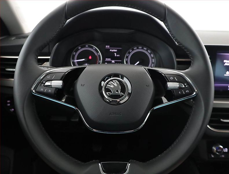 Škoda Scala (2024) Style 1.0 TSI, Serv.kniha - fotka 8 z 20