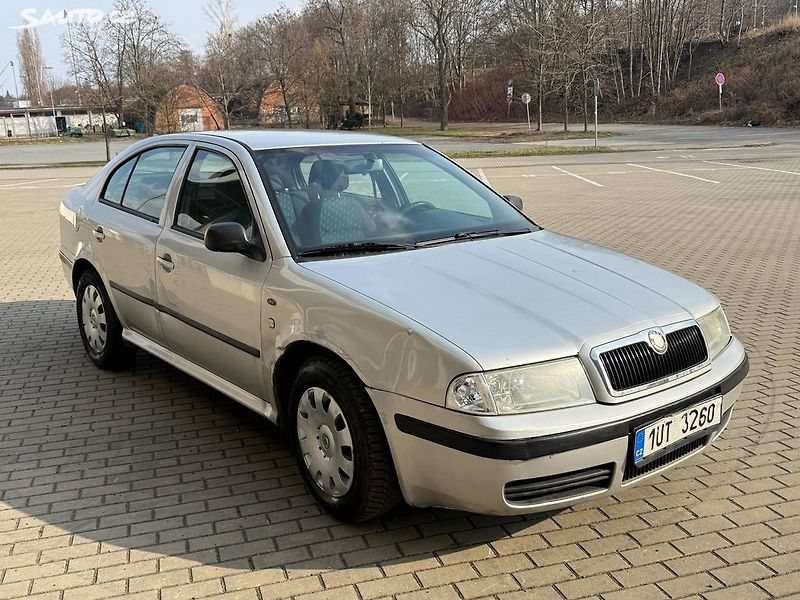 Škoda Octavia (2001) 1.9TDI, 66kw Automat - fotka 7 z 19
