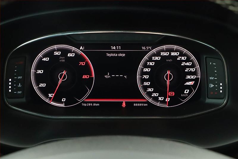 Seat Leon (2018) 2.0 TSI Cupra 300, CUPRA 300 - fotka 10 z 24