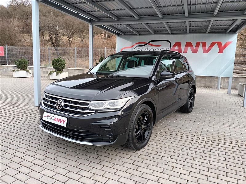 Volkswagen Tiguan 2,0 TDI,147KW,URBAN SPORT,4X4 - fotka 1 z 48