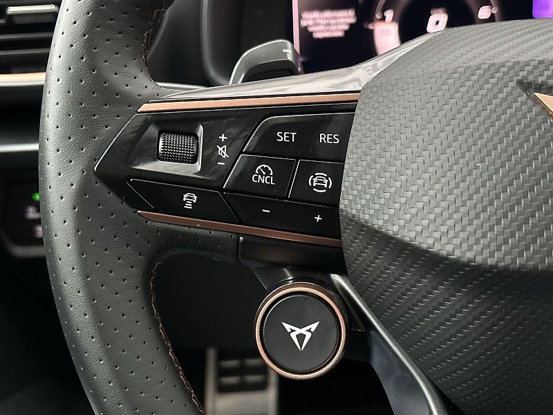 Cupra Leon (2026) SP 2.0 TSI 4WD DSG VZ - fotka 19 z 36