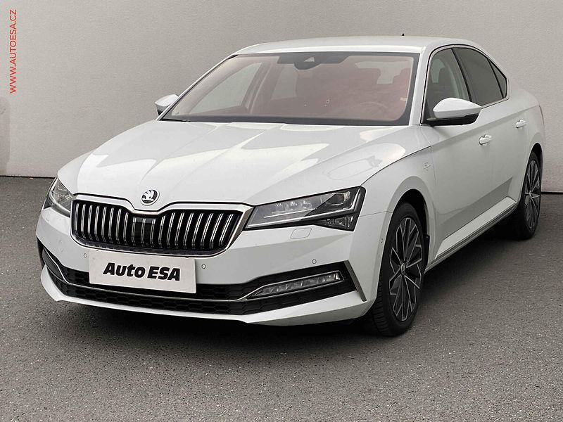 Škoda Superb (2020) 2.0 TDi, 2.maj,ČR, L&K, DSG - fotka 3 z 20