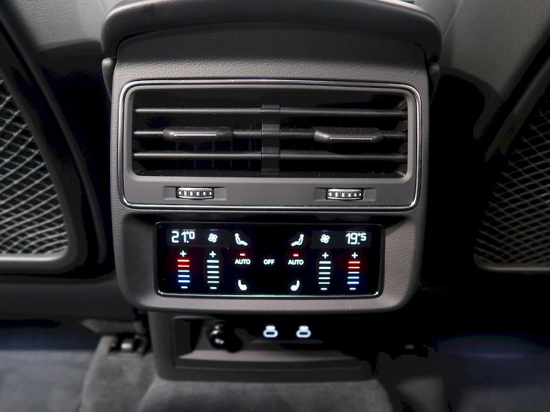 Audi Q7 (2025) S-LINE 50TDI 210KW QUATTRO 7MÍ - fotka 40 z 46