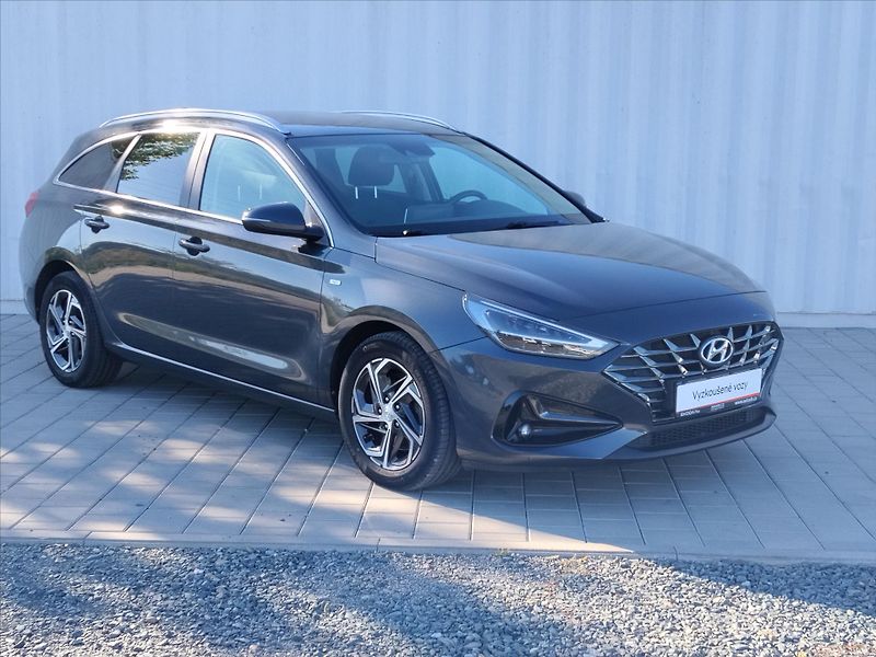 Hyundai i30 1,5   1,5 T-GDI mHEV Smart 117 - fotka 3 z 30