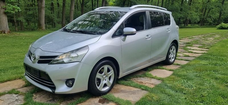 Toyota Verso 1.6 97 kw   - fotka 20 z 35