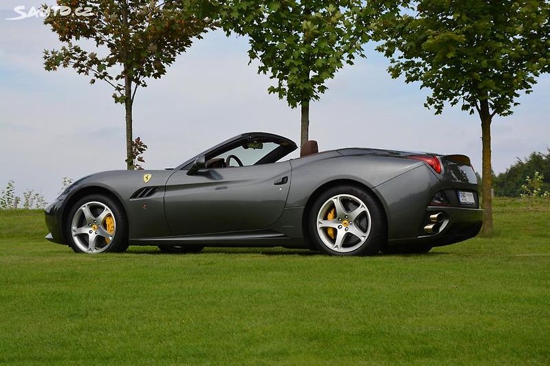Ferrari California (2011) Top Podepsaná KIMI RAIKKONEN - fotka 20 z 48