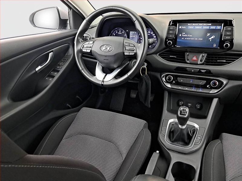 Hyundai i30 (2021) 1.5 DPI, Tempomat - fotka 7 z 20