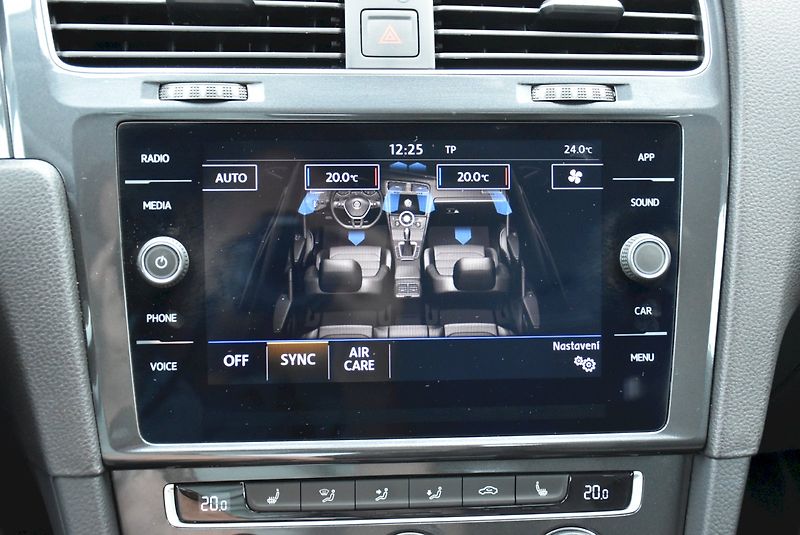 Volkswagen Golf (2020) MARATHON EDITION 1.5 TSI 96kW - fotka 20 z 33