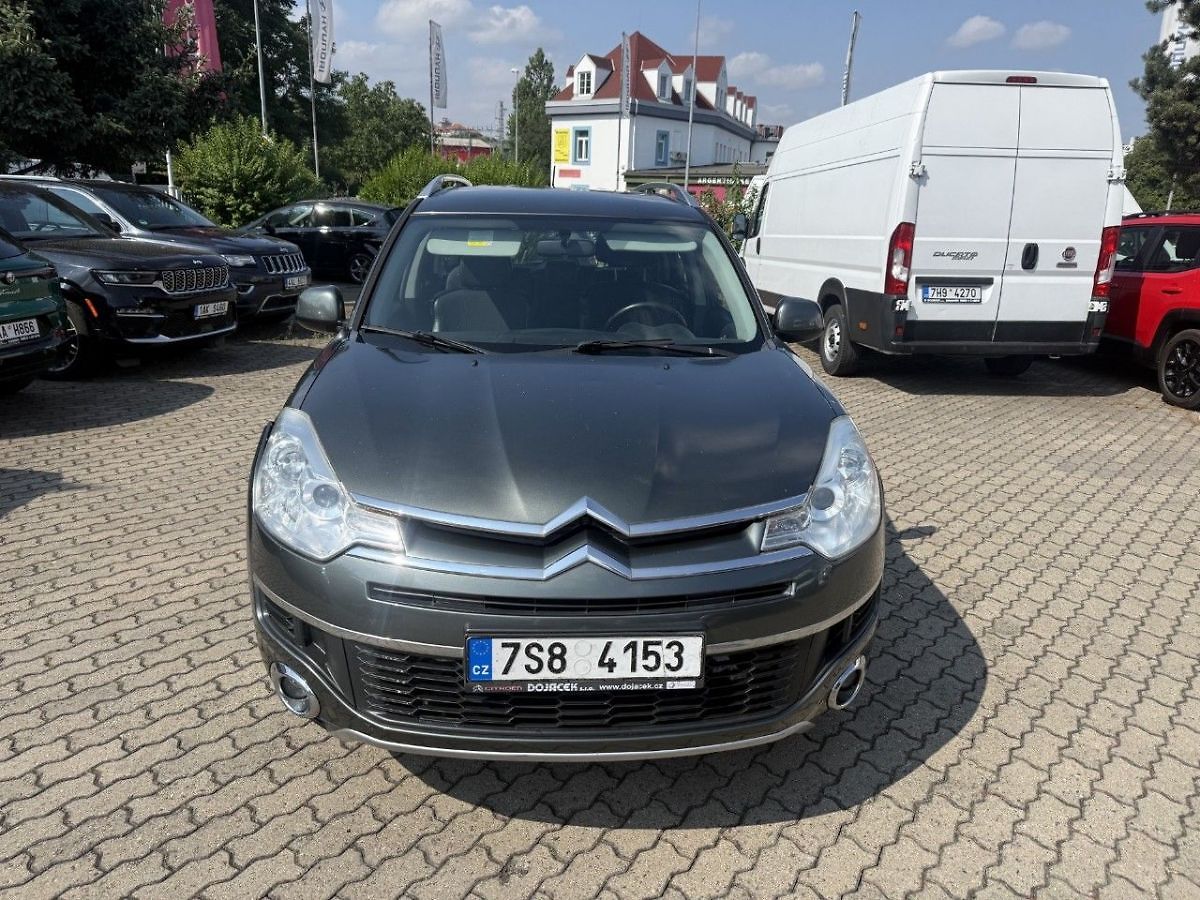 Citroën C-Crosser 2,2 HDI