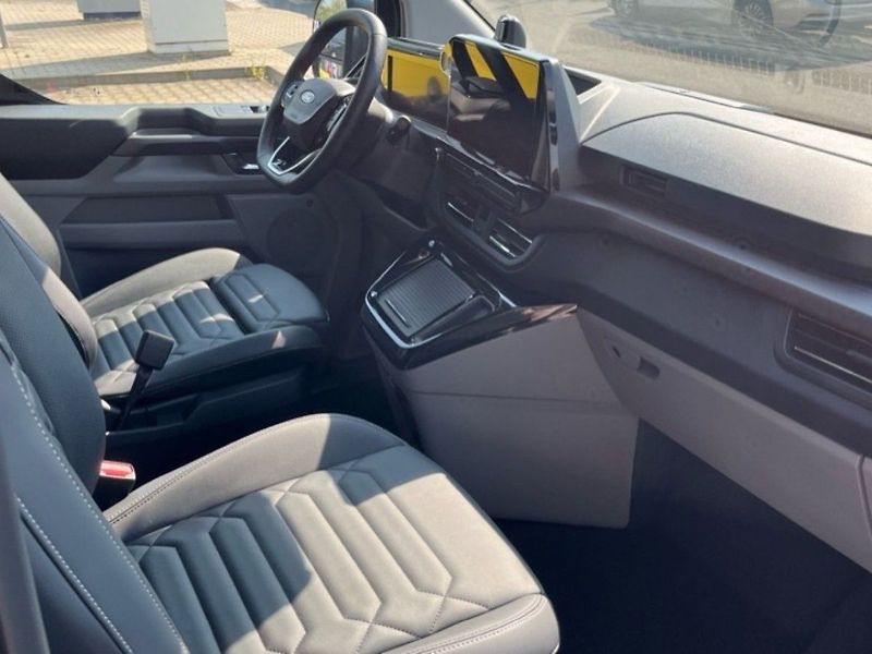 Ford Tourneo Custom 2.5PHEV,171KW,CZ,DPH,1.MAJ - fotka 12 z 25