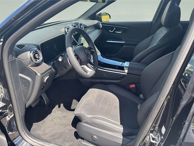 Mercedes-Benz GLC (2026) 300 e 4MATIC - fotka 6 z 11