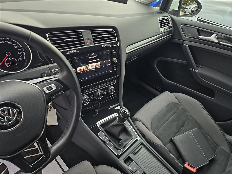 Volkswagen Golf VII 1,4 TSi Highline NAVI - fotka 13 z 52