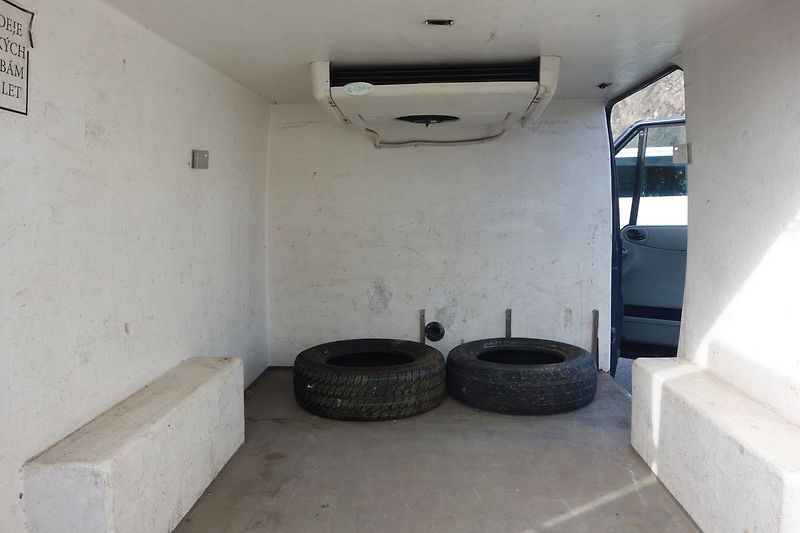 Ford Transit 2,2TDCi IZOTHERM (nechladí) ČR - fotka 21 z 33