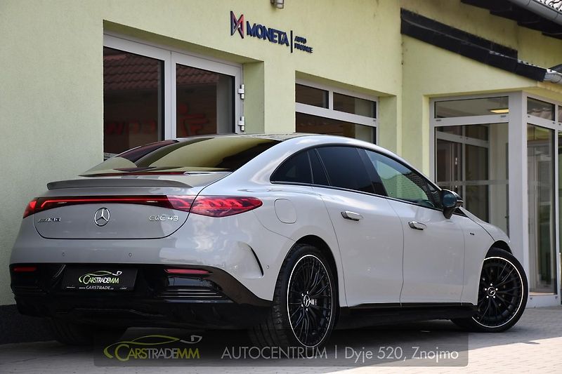 Mercedes-Benz EQE 43 AMG  - fotka 5 z 60