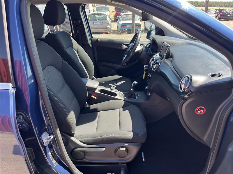 Mercedes-Benz Třídy B 1,8 CDi KLIMA BIXENON SERVIS - fotka 11 z 43