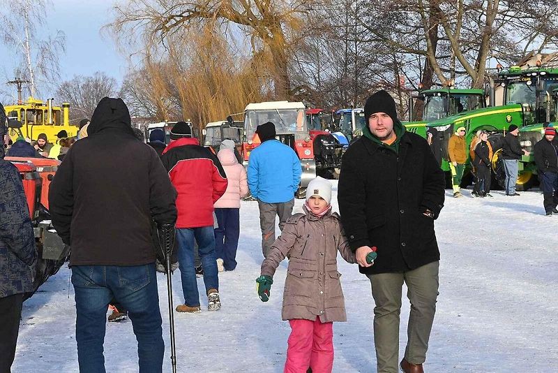 Přehlídka traktorů v Chmelišti. Foto: Richard Karban