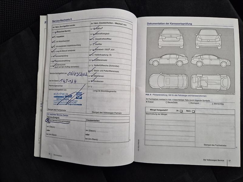 Volkswagen Tiguan TDI 4 MOTION R-Line - fotka 29 z 31