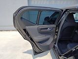 Volvo XC40 2.0 B4 AWD 145kW - náhled 26