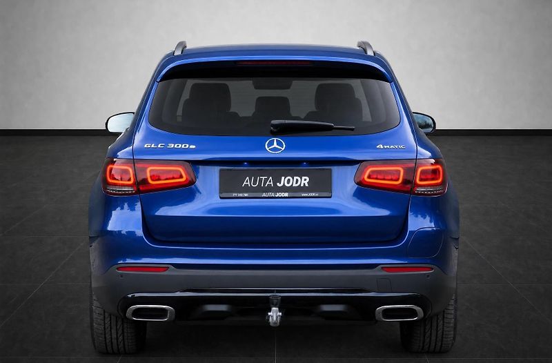 Mercedes-Benz GLC 300e, 4Matic, ČR, Vzduch - fotka 4 z 33
