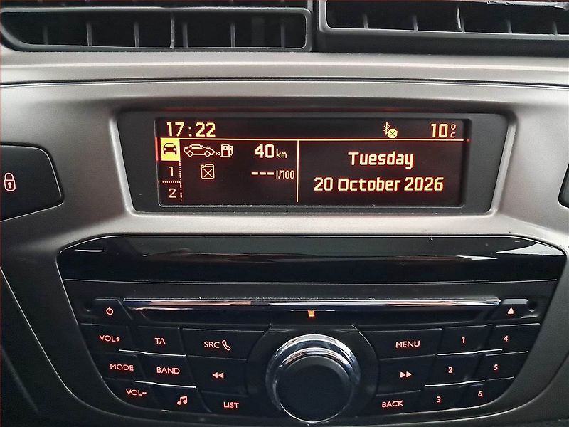 Peugeot 301 (2018) 1.2 PureTech, Tempomat - fotka 12 z 15