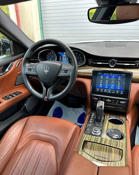Maserati Quattroporte (2020) S 3.0 V6 2020 316 KW - fotka 24 z 35