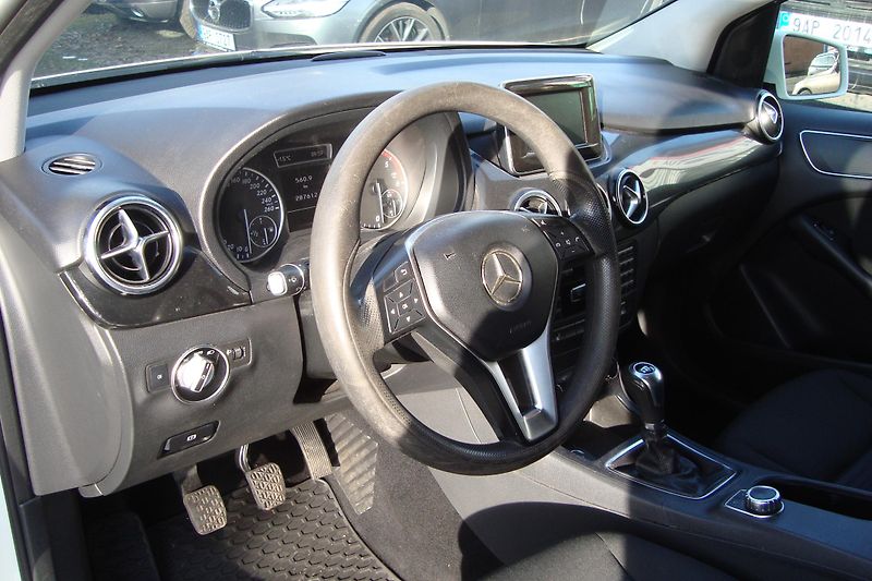 Mercedes-Benz Třídy B (2012) 180 CDi - fotka 34 z 81