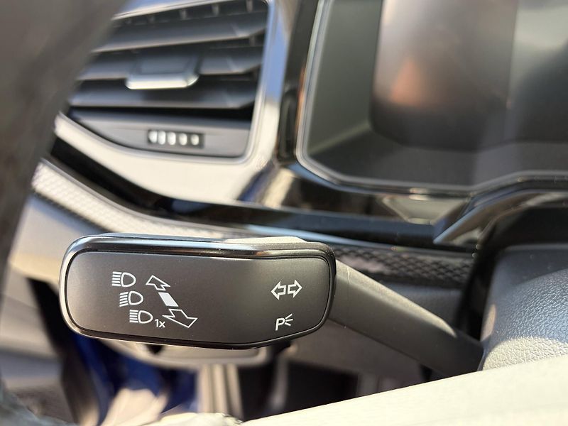 Volkswagen Taigo (2025) People 5G 1,0TSI - fotka 18 z 24