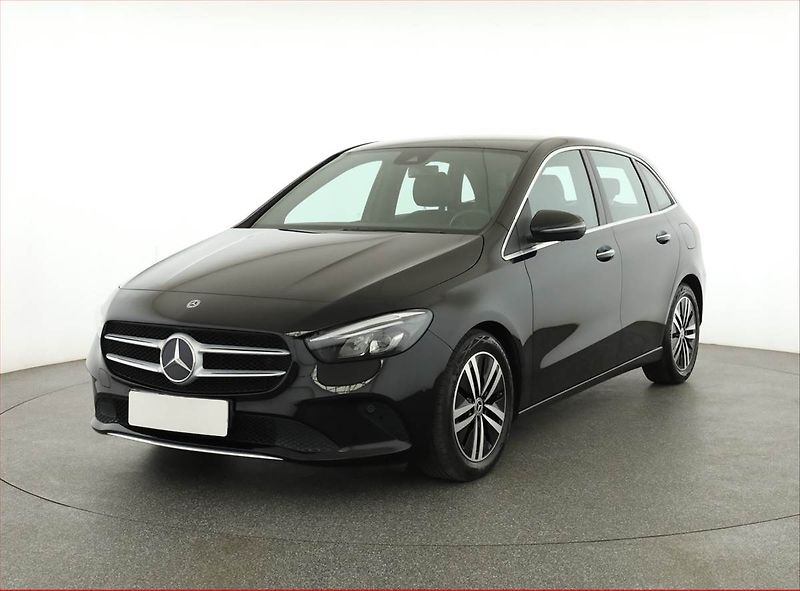 Mercedes-Benz Třídy B (2020) B 180 - fotka 2 z 21