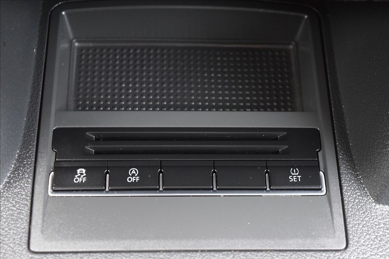 Volkswagen Touran 1,6 d 77KW BIXENON TAŽNÉ - fotka 32 z 40