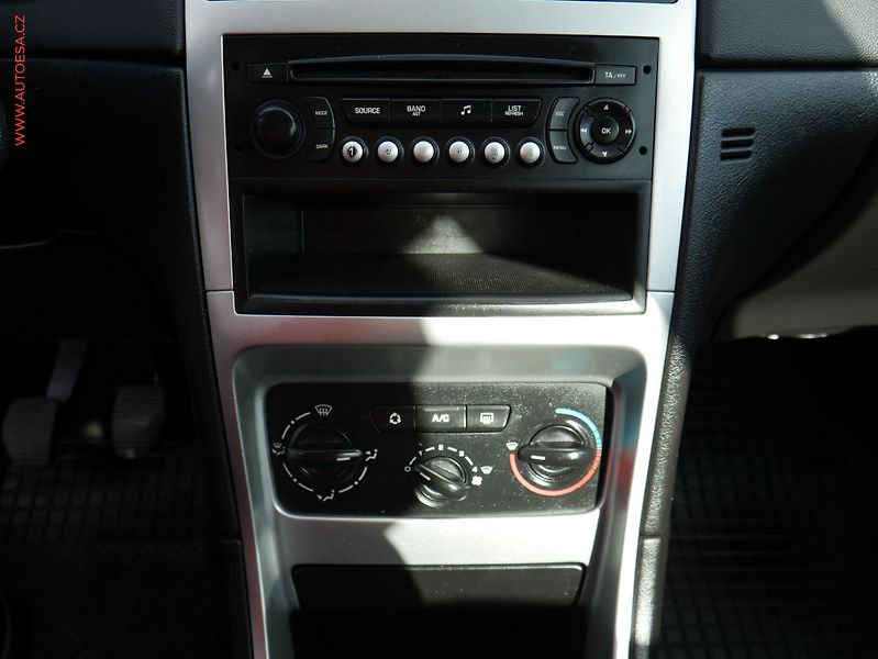 Peugeot 307 (2008) 1.6i, ČR, AC, STK2/28 - fotka 13 z 15