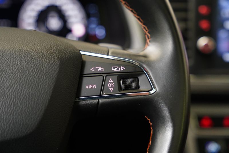Seat Leon - fotka 16 z 27