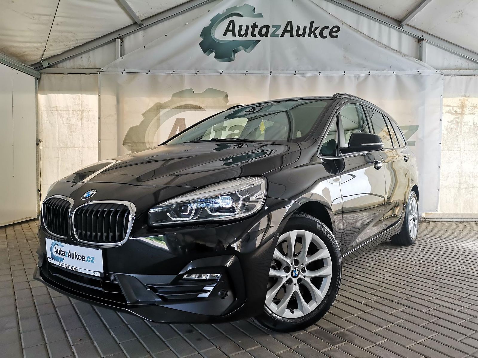 BMW Řada 2 218d Grand LED tažné ZÁRUKA 