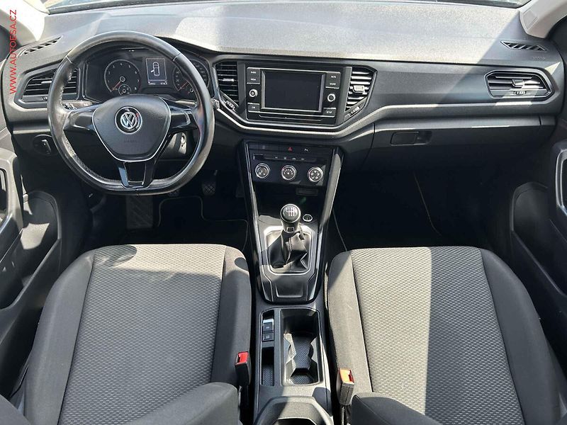 Volkswagen T-Roc (2019) 1.0TSi, ČR, AC, tažné - fotka 8 z 17