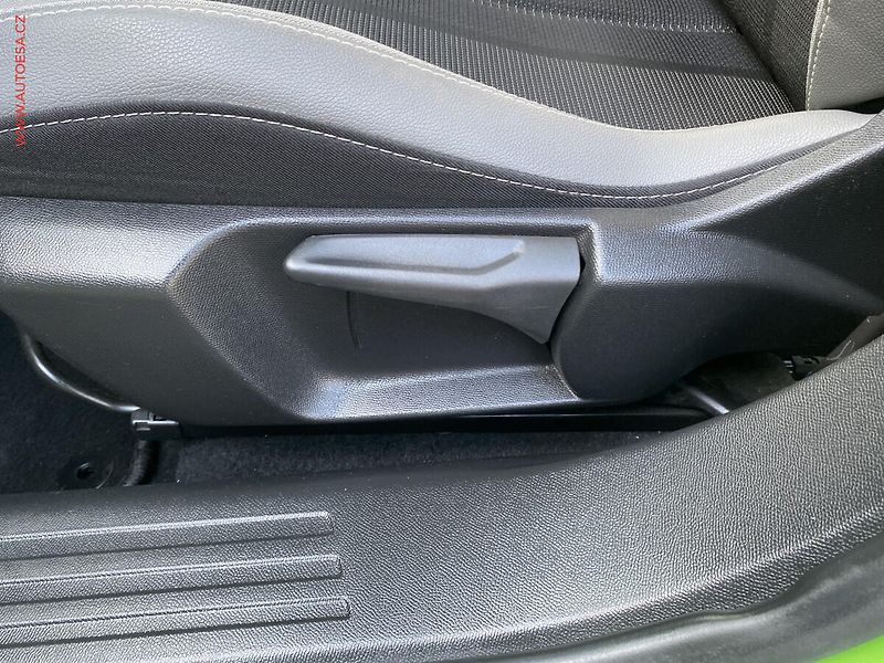 Opel Mokka (2021) 1.2 T, Elegance, LED, navi - fotka 14 z 18
