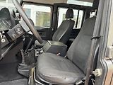 Land Rover Defender (2007) PUMA - náhled 15