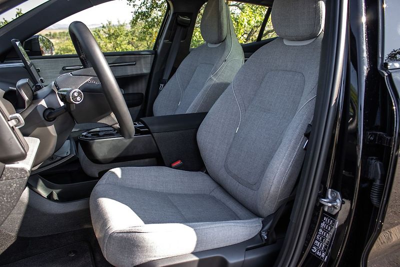 Volvo EX30 - fotka 13 z 18