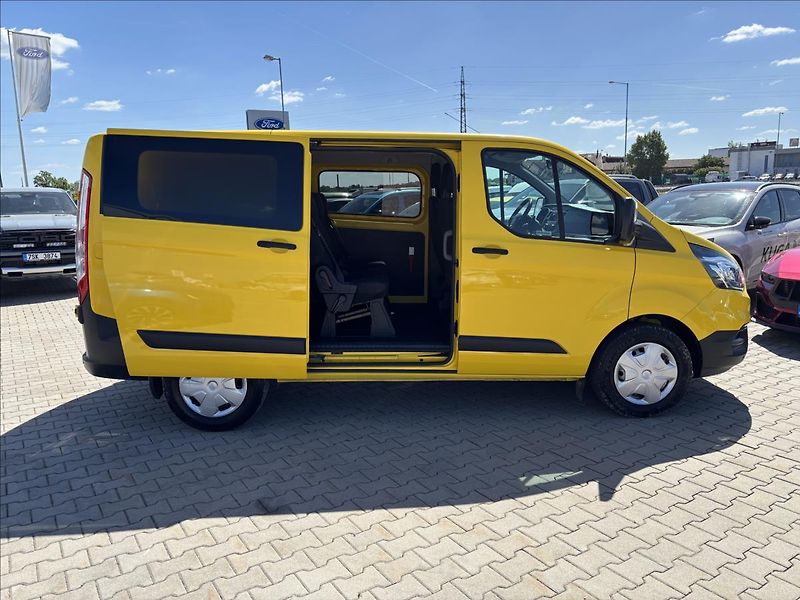 Ford Transit Custom 2,0 EcoBlue 79kW KombiVan L1 - fotka 11 z 27