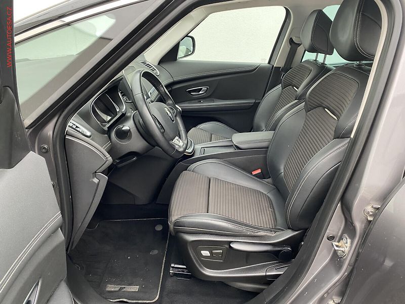 Renault Grand Scénic (2019) 1.3 TCe, ČR, Intense, AT - fotka 9 z 18