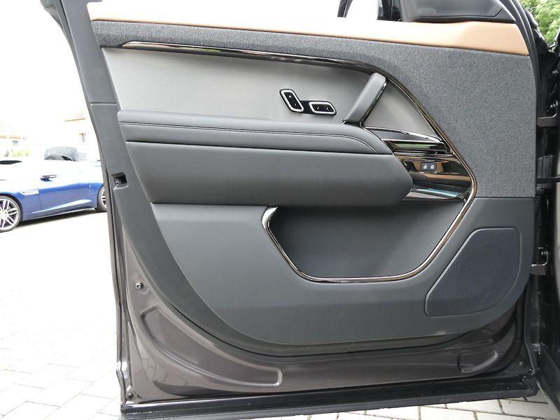 Land Rover Range Rover Sport (2026) Dynamic HSE D300 - fotka 13 z 39