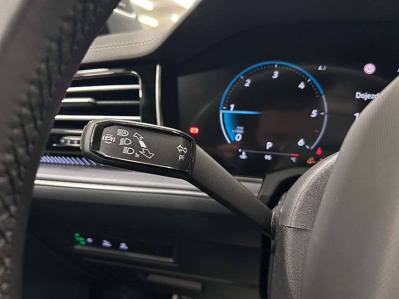 Volkswagen Touareg (2023) TDI 210kW facelift 2024 |Záruk - fotka 49 z 80