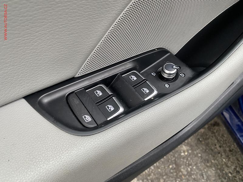 Audi A3 (2017) 1.6 TDi, Bixen, panor, kůže - fotka 13 z 20