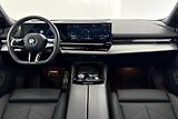 BMW Řada 5 540d xDrive Touring - náhled 15