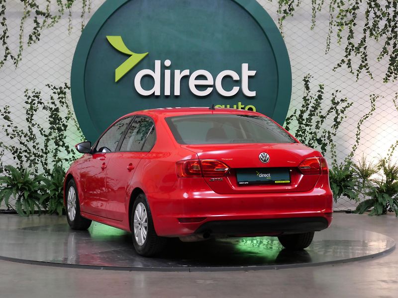 Volkswagen Jetta - fotka 7 z 21