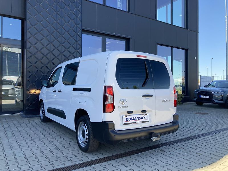 Toyota ProAce City ACTIVE CREWCAB 1.5 D-4D 96 kW - fotka 8 z 19
